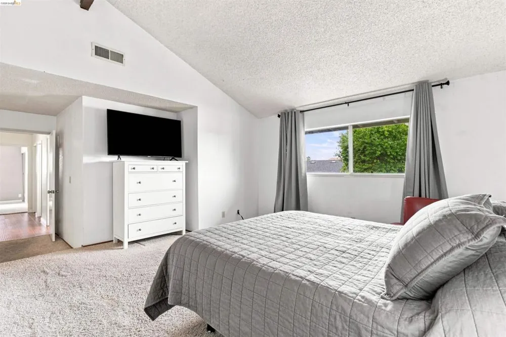 1823 Daltrey Way San Jose, CA 95132