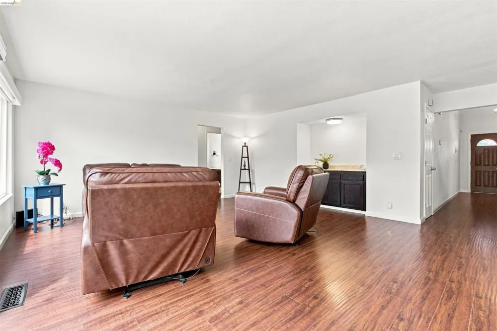 1823 Daltrey Way San Jose, CA 95132