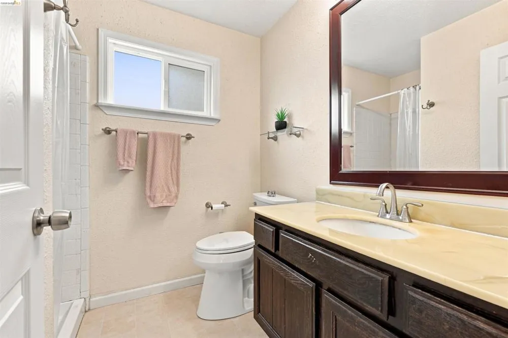 1823 Daltrey Way San Jose, CA 95132