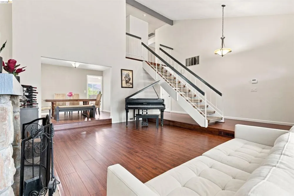 1823 Daltrey Way San Jose, CA 95132