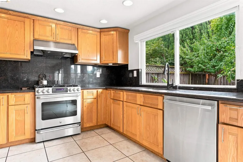 1823 Daltrey Way San Jose, CA 95132
