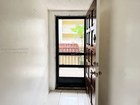 3360 Spanish Moss Ter #204