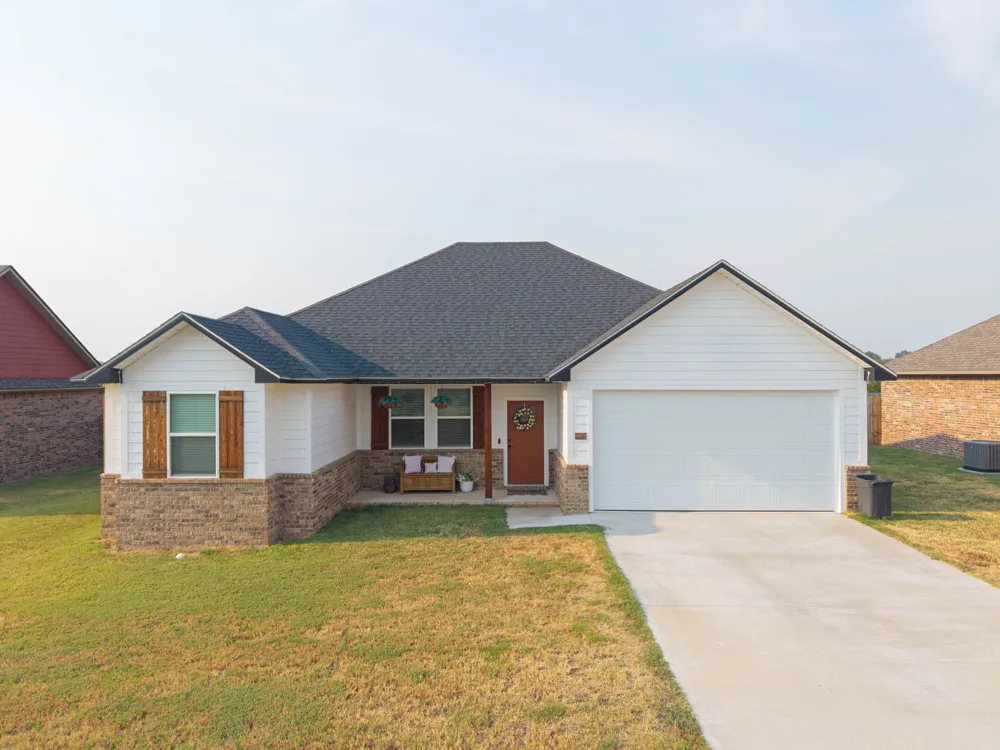 116 Countryside Way Pocola, OK 74902