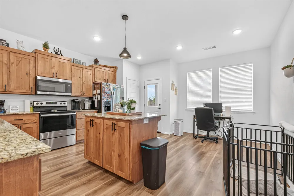 116 Countryside Way Pocola, OK 74902