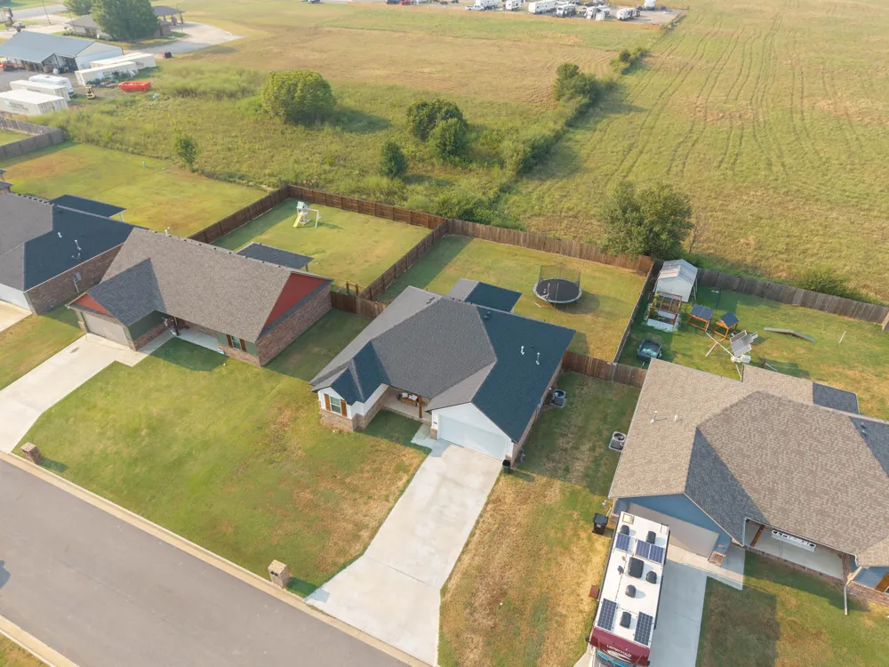 116 Countryside Way Pocola, OK 74902