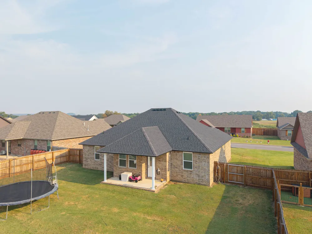 116 Countryside Way Pocola, OK 74902