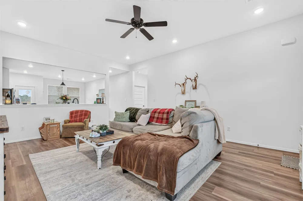 116 Countryside Way Pocola, OK 74902