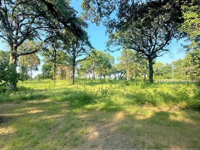 12101 Longboard Loop Kingston, OK 73439