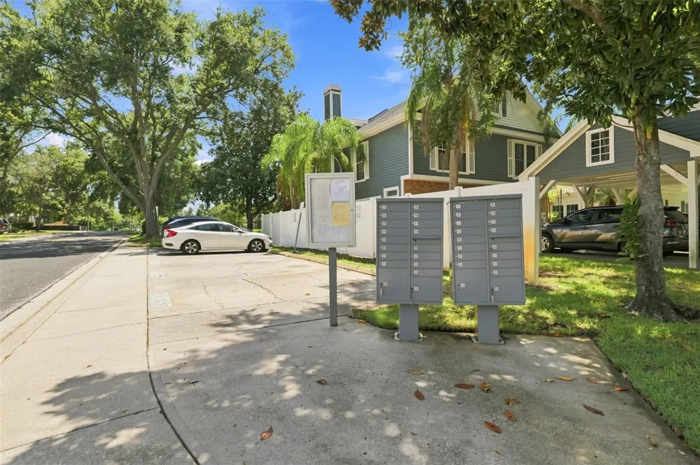 2725 PENZANCE STREET Palm Harbor, FL 34684