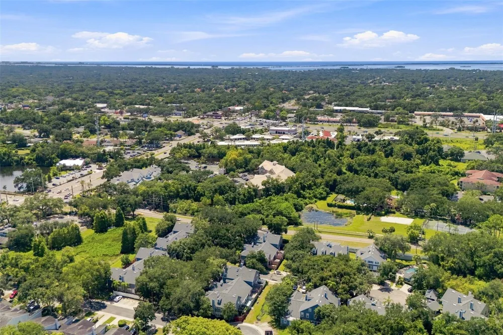 2725 PENZANCE STREET Palm Harbor, FL 34684