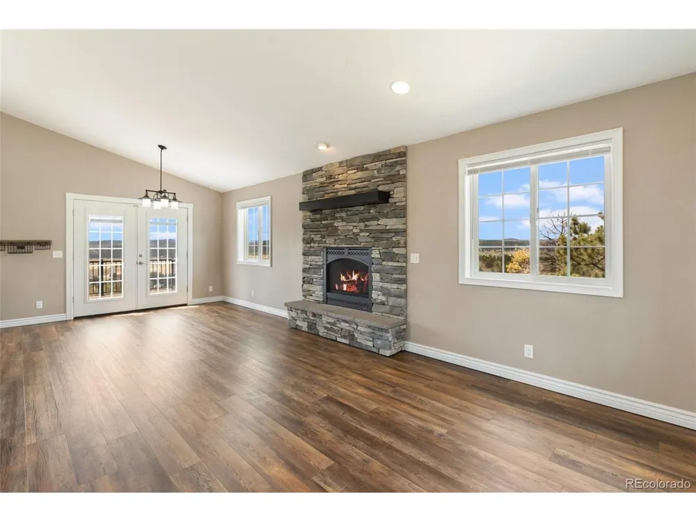 127 Carlton Circle Florissant, CO 80816