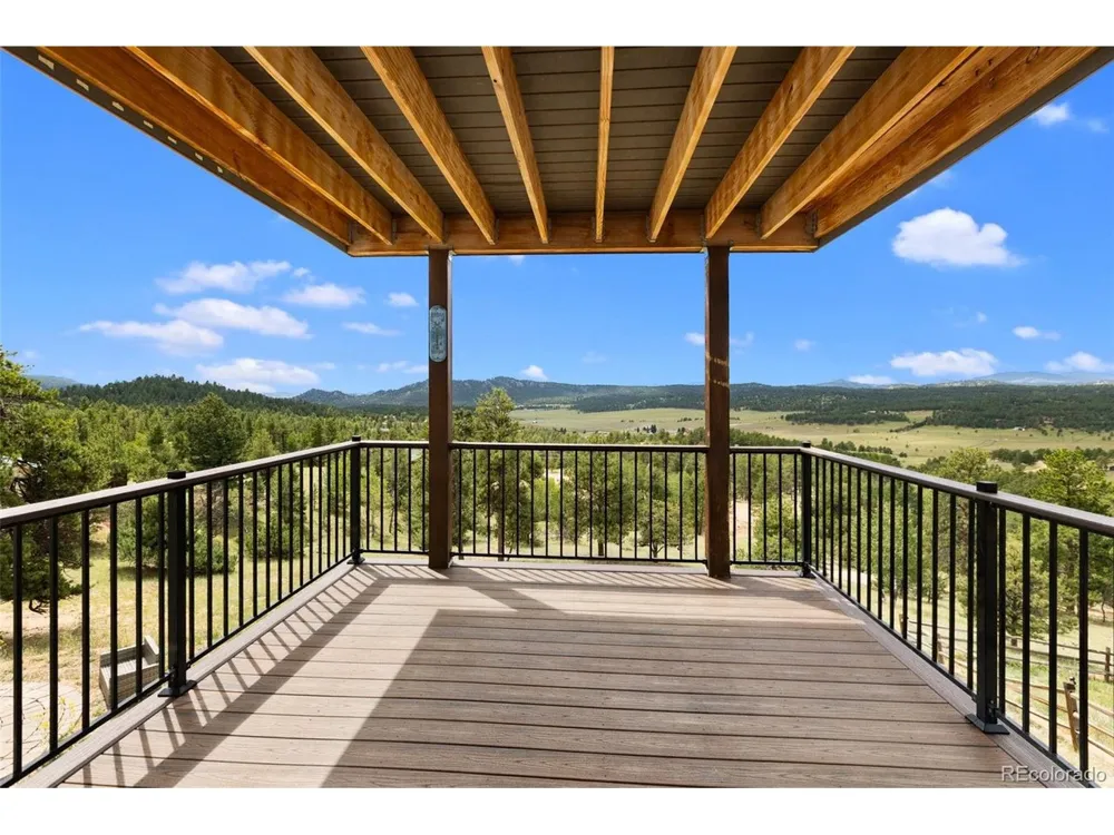 127 Carlton Circle Florissant, CO 80816