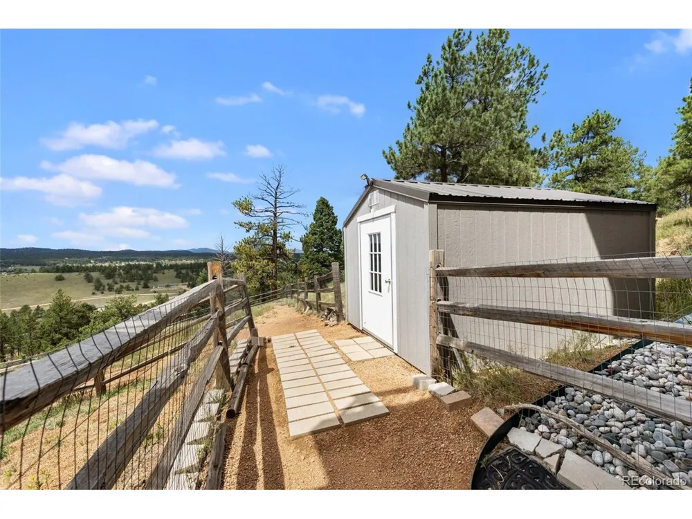 127 Carlton Circle Florissant, CO 80816