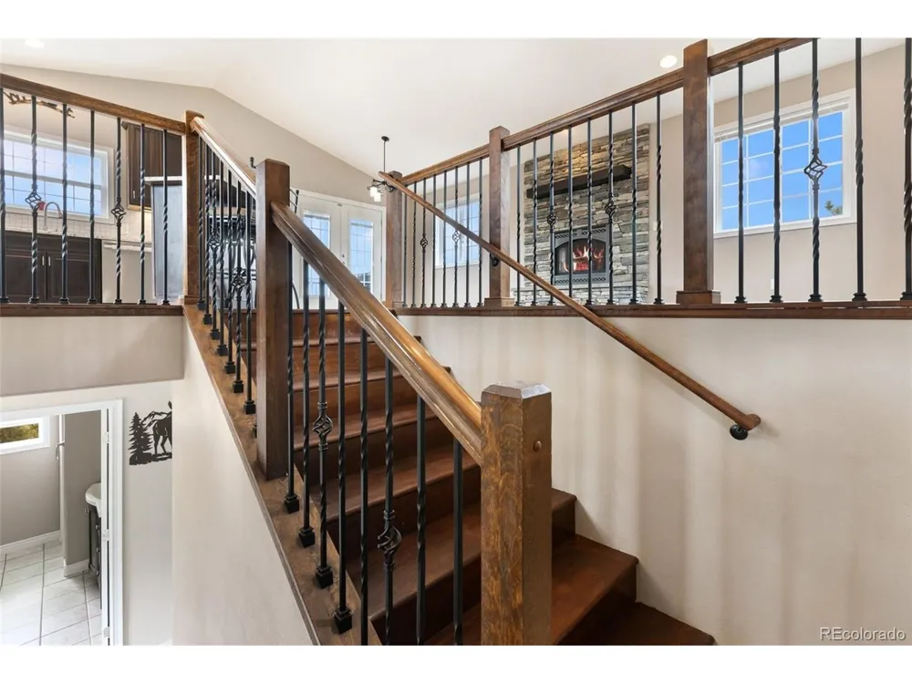 127 Carlton Circle Florissant, CO 80816