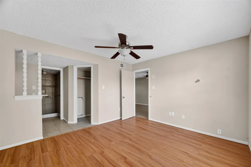 1505 Ward Road #214 Baytown, TX 77520