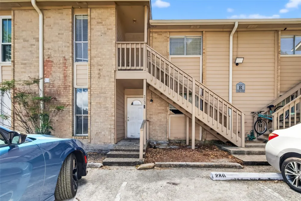 1505 Ward Road #214 Baytown, TX 77520