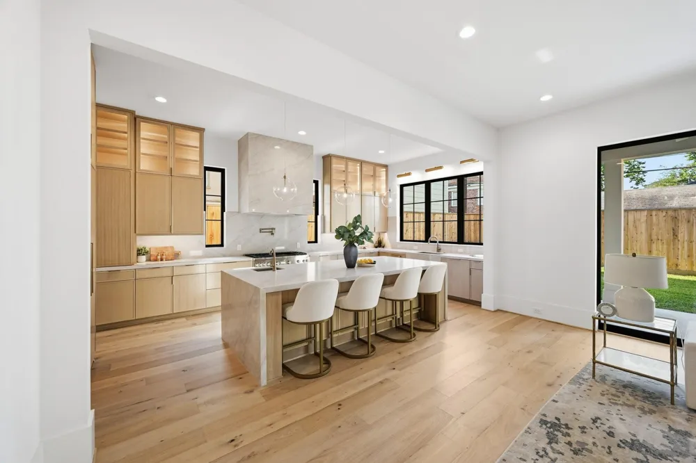 1642 Norfolk Street Houston, TX 77006