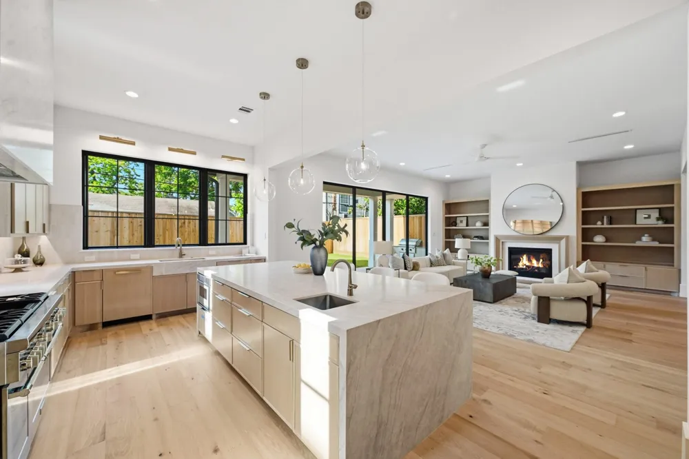 1642 Norfolk Street Houston, TX 77006