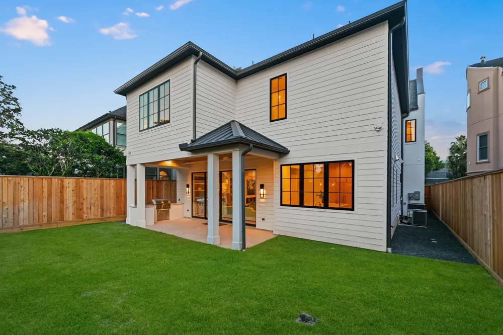 1642 Norfolk Street Houston, TX 77006