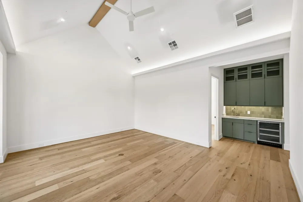 1642 Norfolk Street Houston, TX 77006