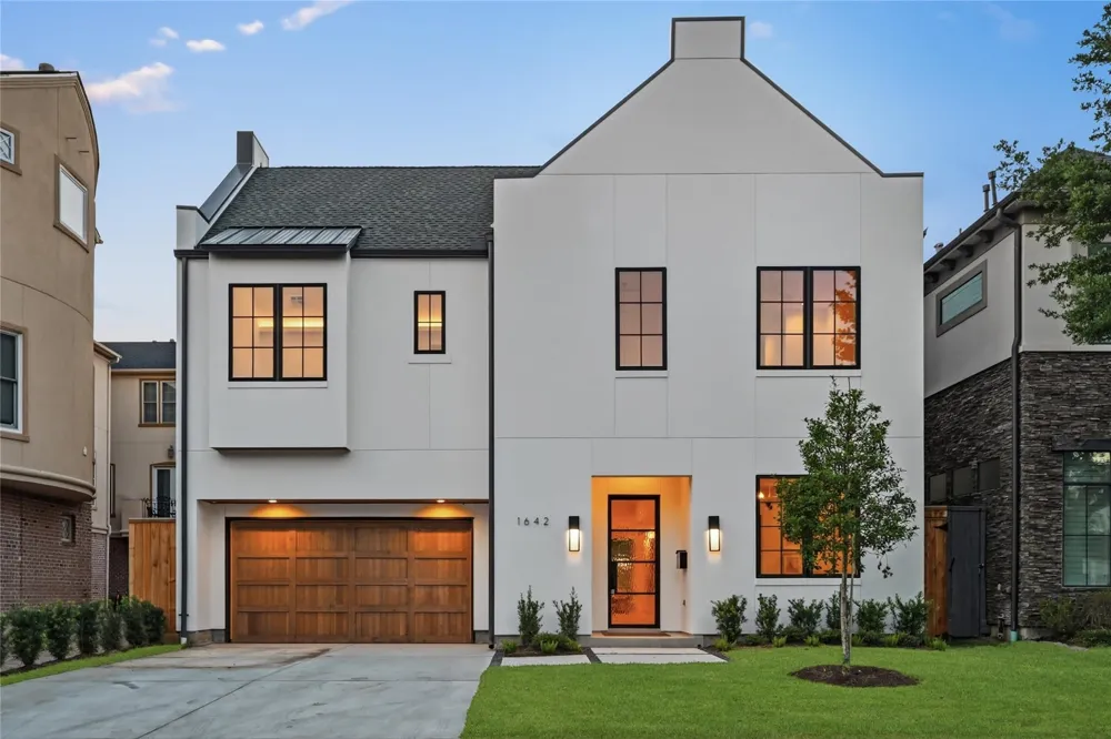 1642 Norfolk Street Houston, TX 77006