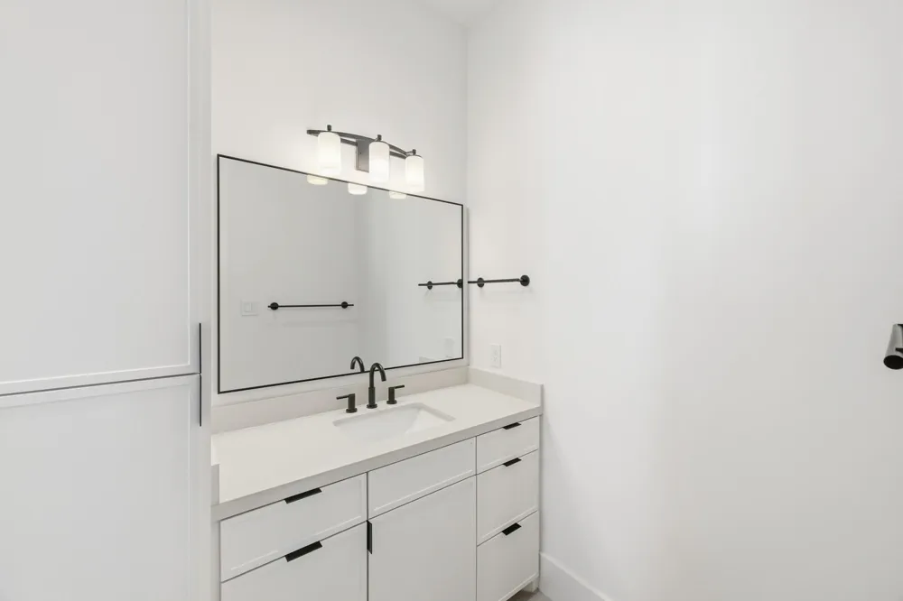 1642 Norfolk Street Houston, TX 77006