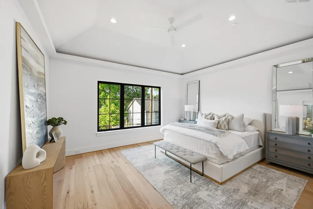 1642 Norfolk Street Houston, TX 77006