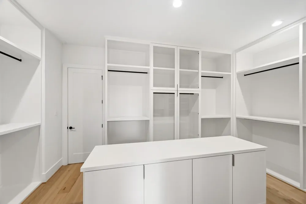 1642 Norfolk Street Houston, TX 77006