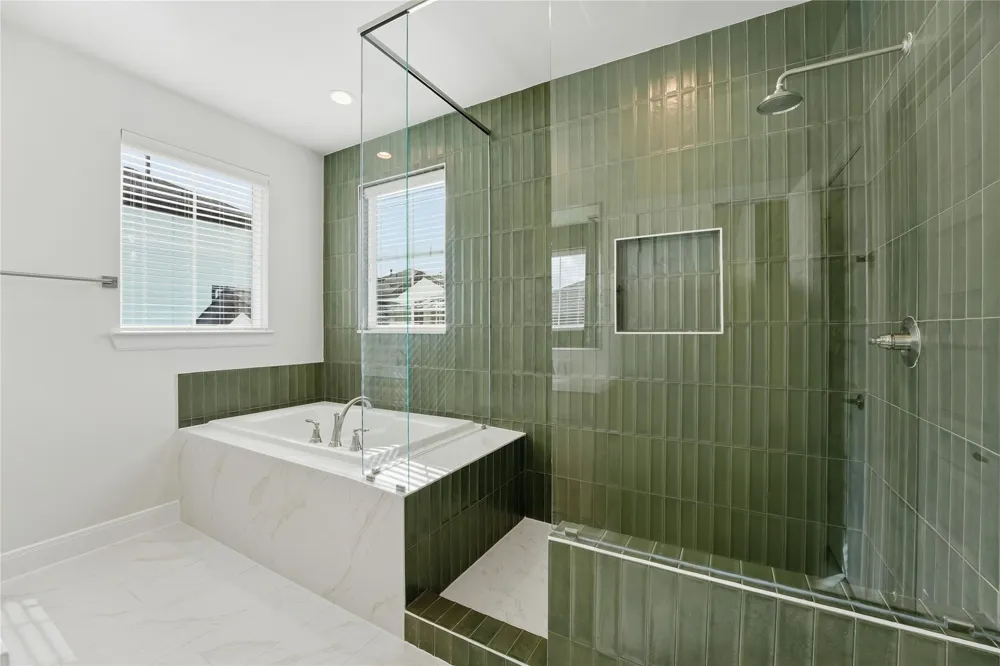 2704 Grand Fountains Drive #H Houston, TX 77054