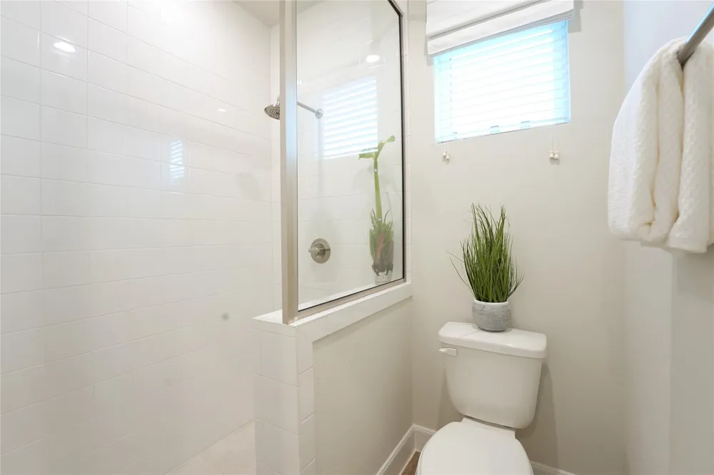 2704 Grand Fountains Drive #H Houston, TX 77054