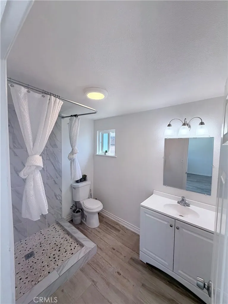 2045 Capri Mentone, CA 92359