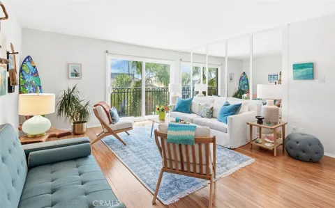 5959 E Naples Plaza #208