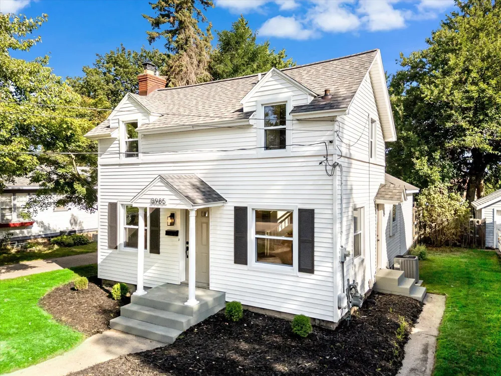 3985 SW Prairie Street SW Grandville, MI 49418
