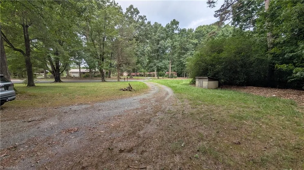 4323 Holly Spring Road Ramseur, NC 27316