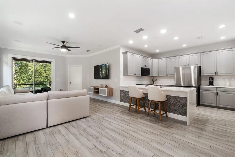 5312 TATTINGER LANE Oviedo, FL 32765