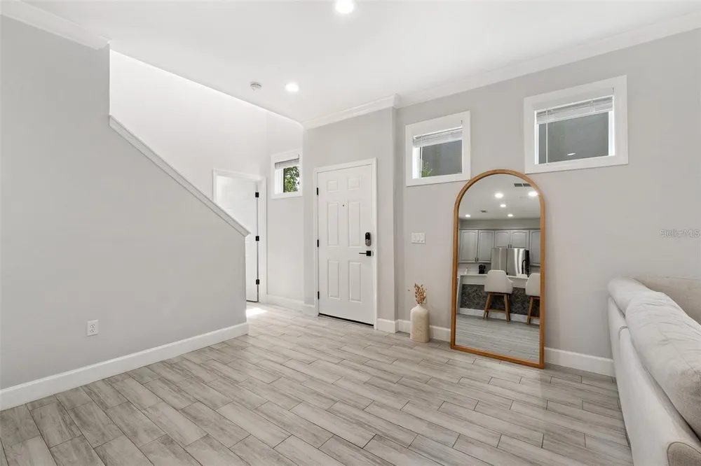 5312 TATTINGER LANE Oviedo, FL 32765