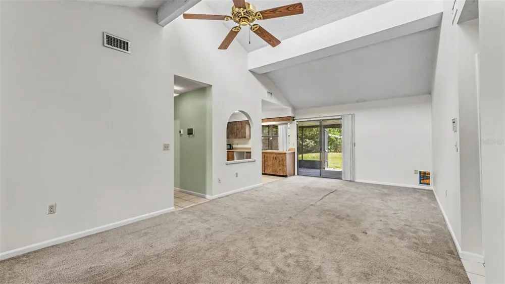 2236 COUNTRY LOOP Lakeland, FL 33811
