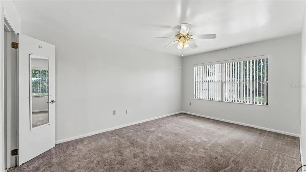 2236 COUNTRY LOOP Lakeland, FL 33811