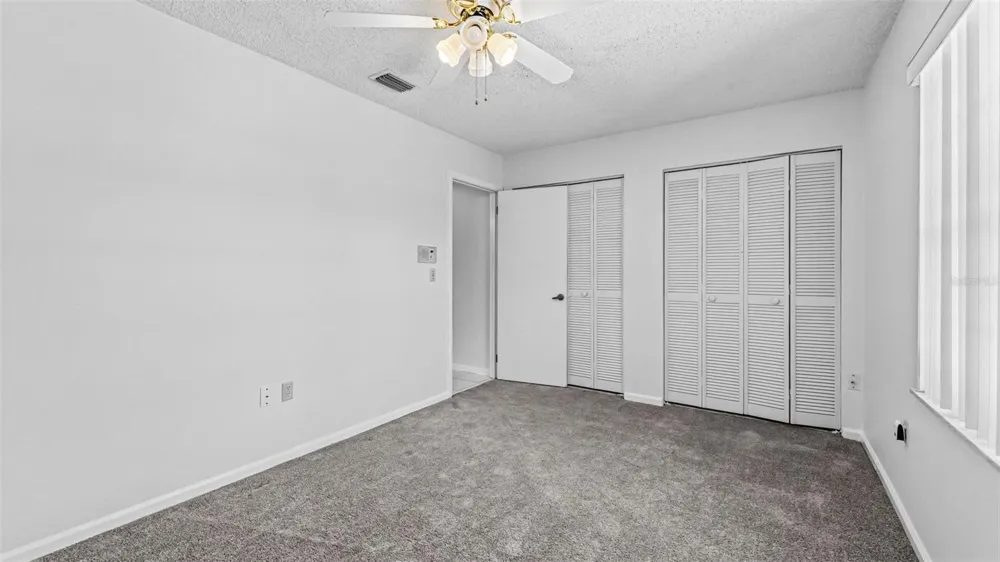 2236 COUNTRY LOOP Lakeland, FL 33811