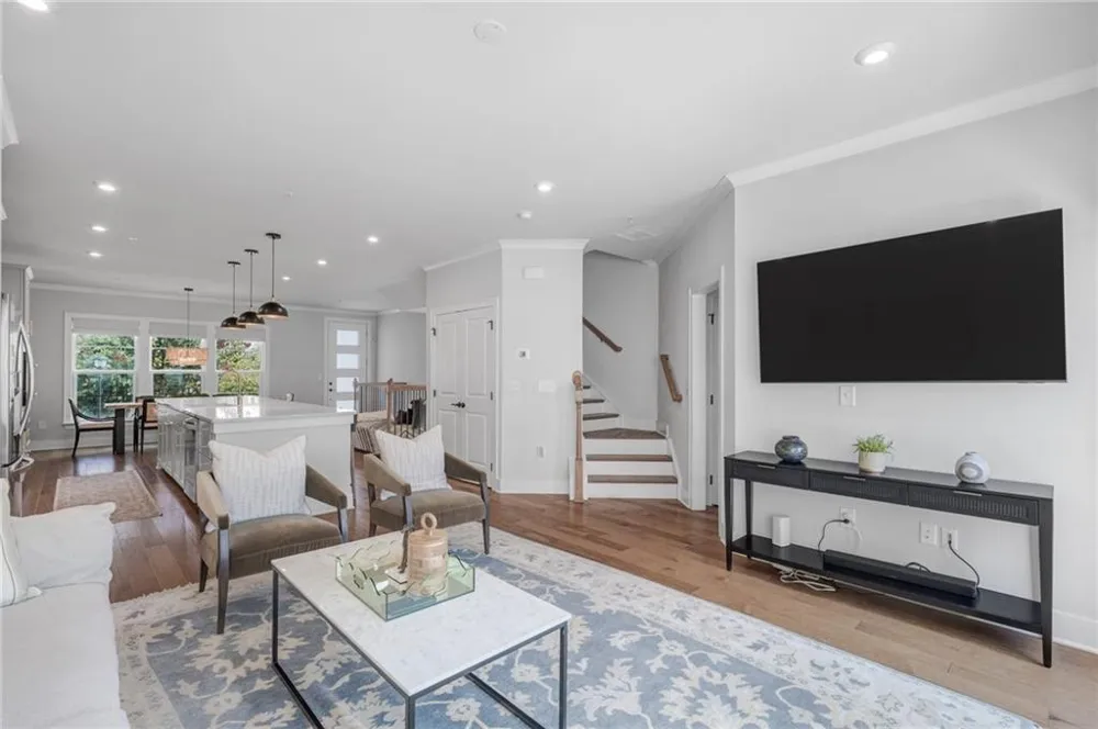 2143 Burnside Drive NW Atlanta, GA 30318