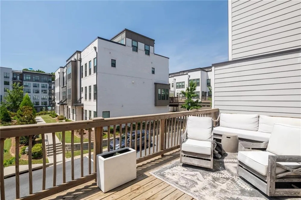 2143 Burnside Drive NW Atlanta, GA 30318