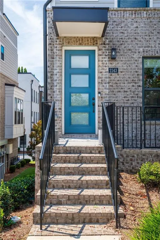 2143 Burnside Drive NW Atlanta, GA 30318