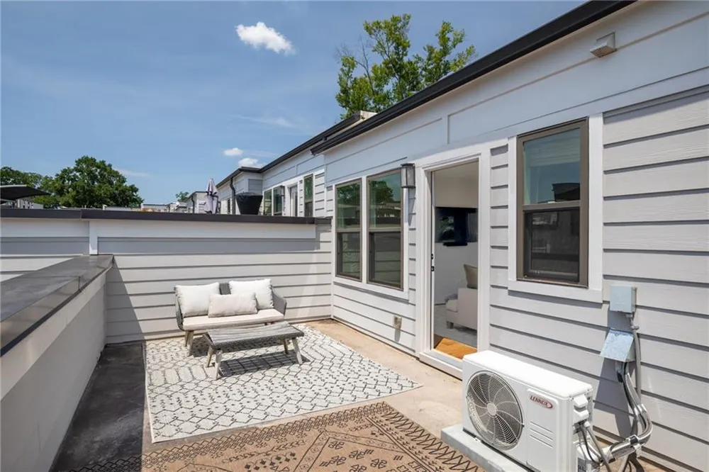 2143 Burnside Drive NW Atlanta, GA 30318