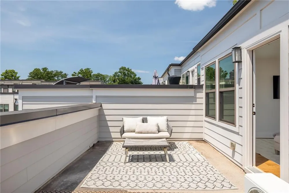 2143 Burnside Drive NW Atlanta, GA 30318