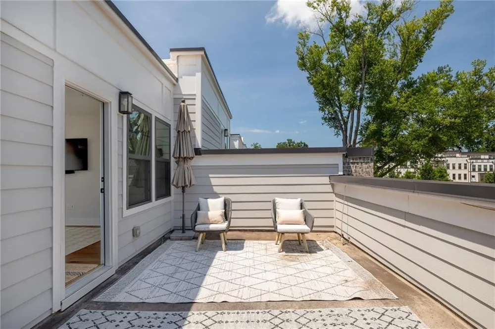 2143 Burnside Drive NW Atlanta, GA 30318