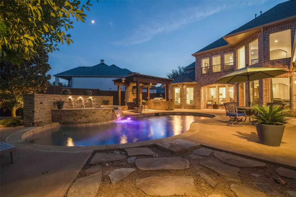 1304 Overland Drive Murphy, TX 75094