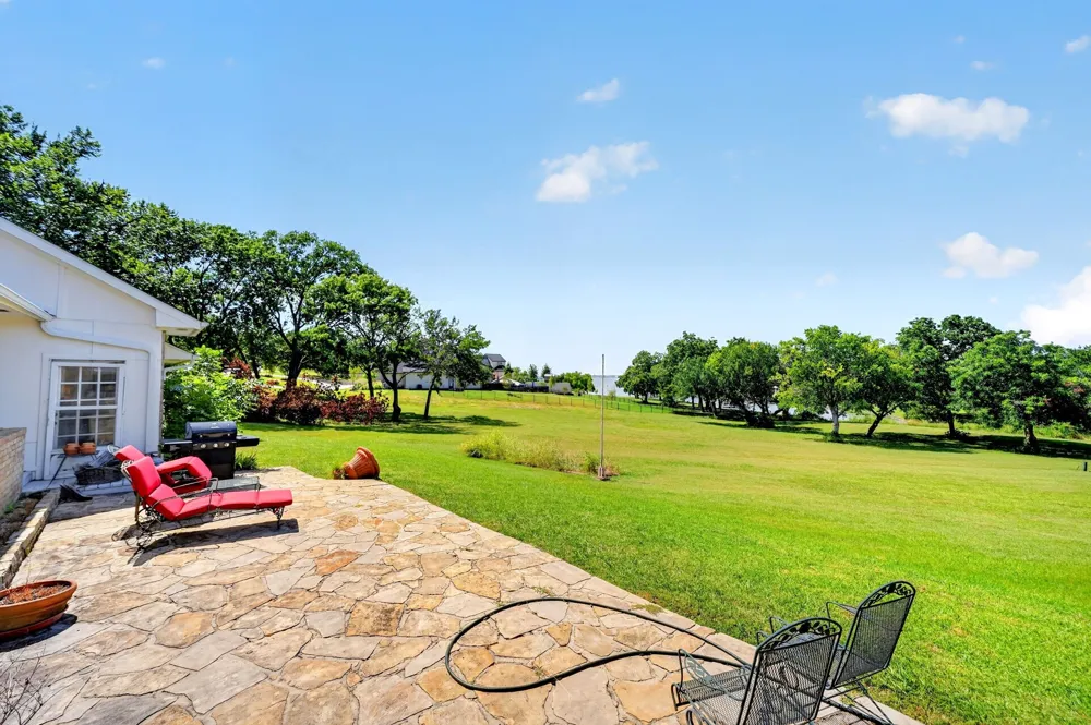 12 Meadowlake Drive Heath, TX 75032