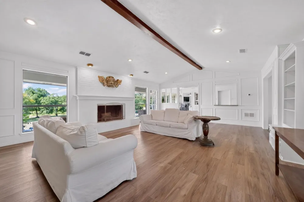 12 Meadowlake Drive Heath, TX 75032