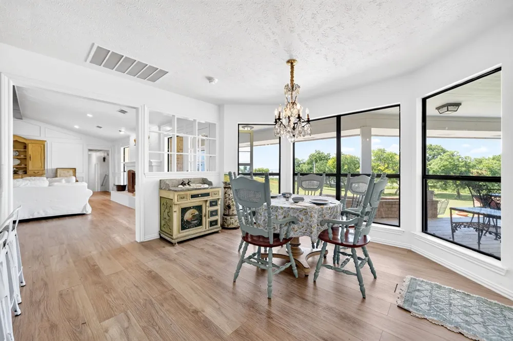 12 Meadowlake Drive Heath, TX 75032