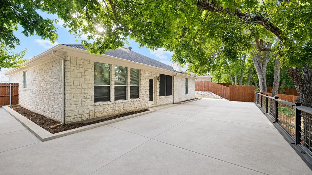 2310 Summer Brook Drive Weatherford, TX 76087